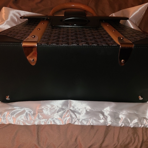 SOLD!! - Goyard Saigon MM Black Coated Canvas Satchel - Picture 3 of 9